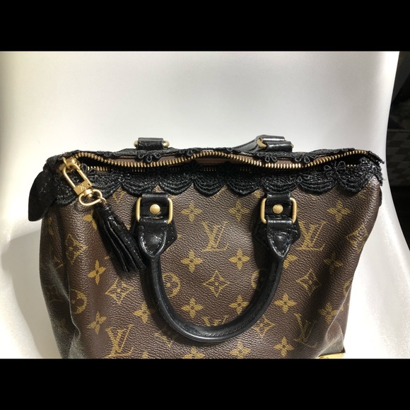 Auth. Louis Vuitton Vintage Speedy 25 Refurbished - Picture 4 of 11